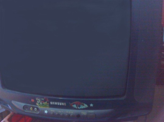 TV SAMSUNG MODELO CT-5066VBC Linea horizontal